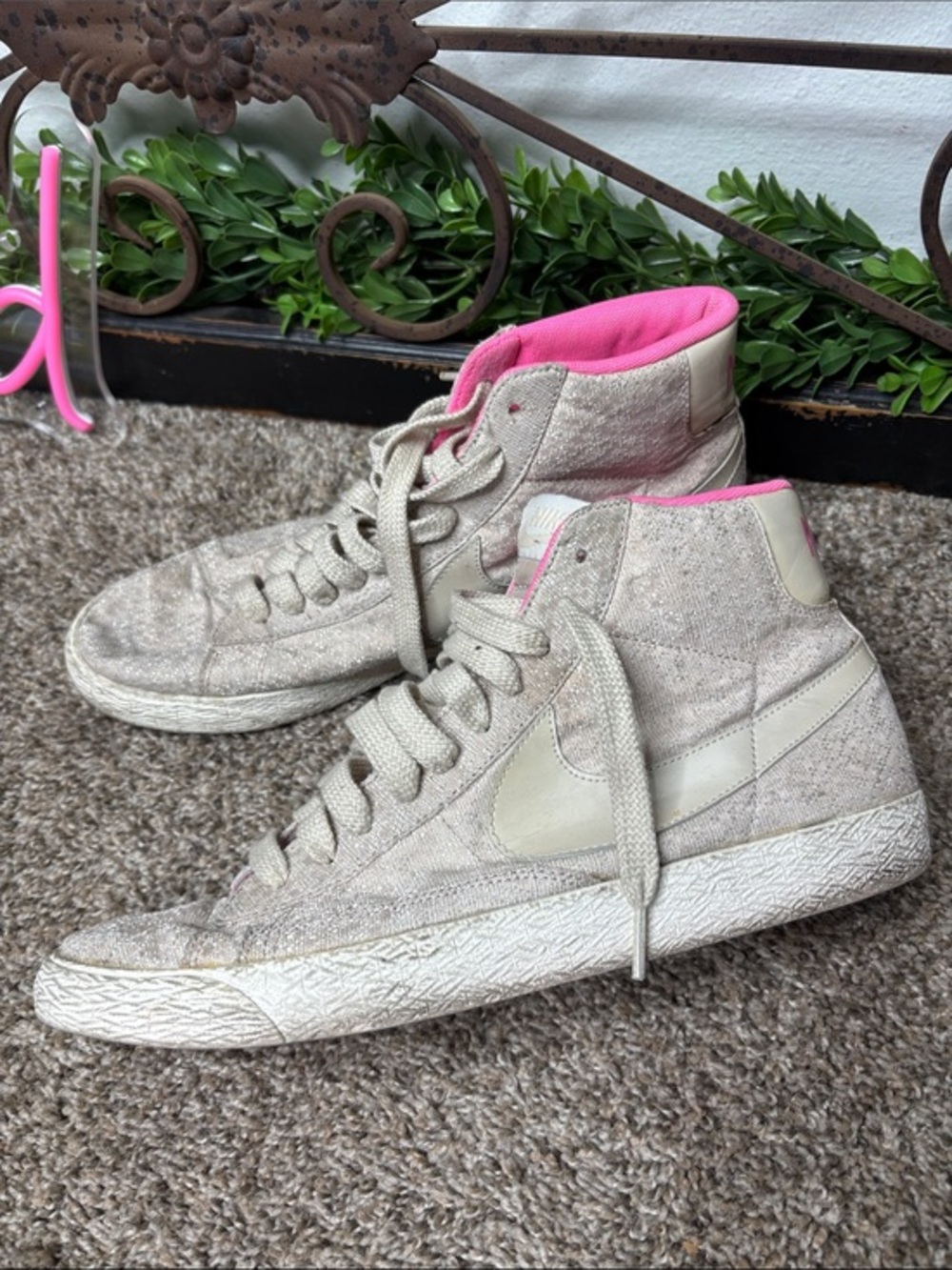Nike Blazer Mid '77 Beige Pink Glaze Women's Size 10.5